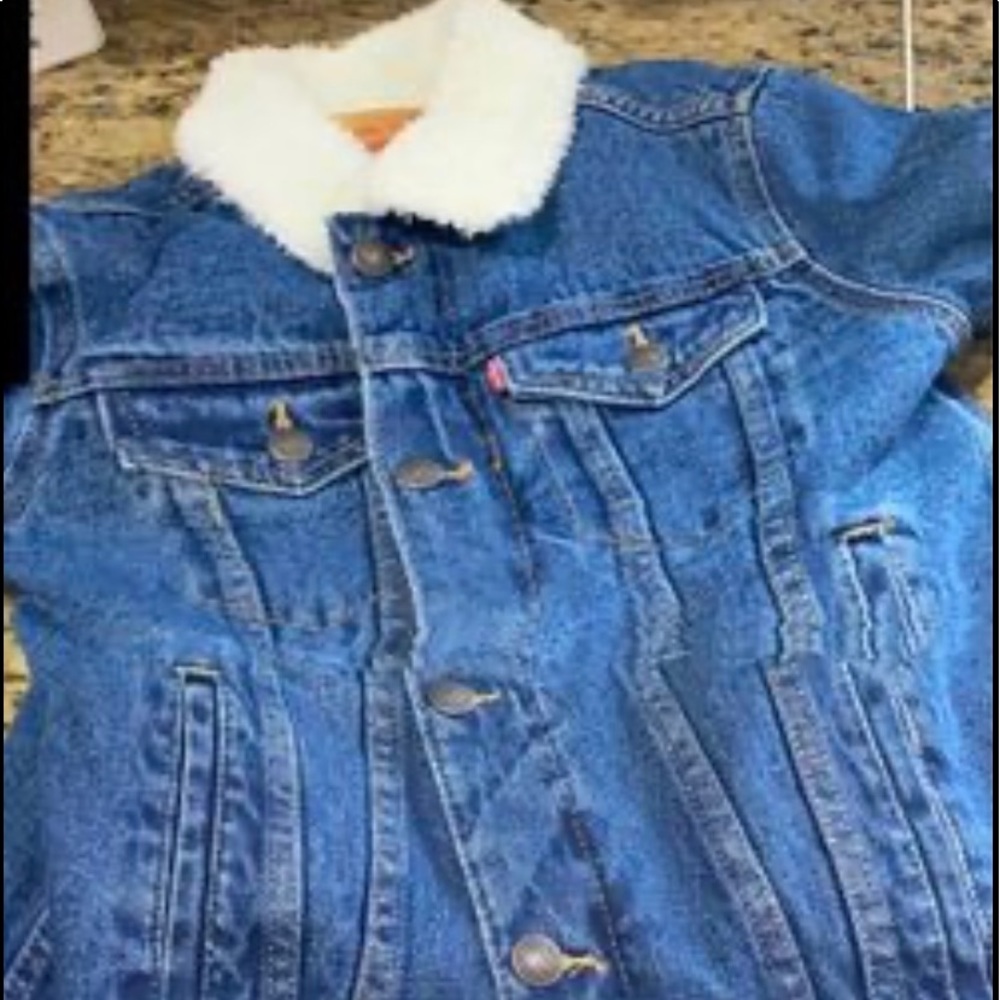 womens M levi's jacket new